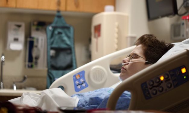 Neue Krankenhausrichtlinie: Málaga erlaubt bis zu zwei Angehörige am Sterbebett von Covid-Patienten