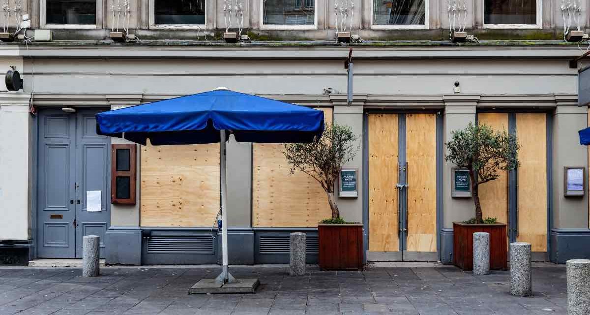 Andalusien bereitet die Schließung von Bars und Hotels bereits am Nachmittag vor
