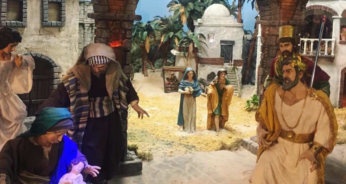 Marbella möchte einen Teil des Geldes für die Weihnachtsbeleuchtung den lokalen Geschäften zukommen lassen