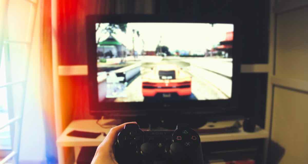 Kinder über Videospiele kontaktiert und missbraucht: 2 Männer verhaftet
