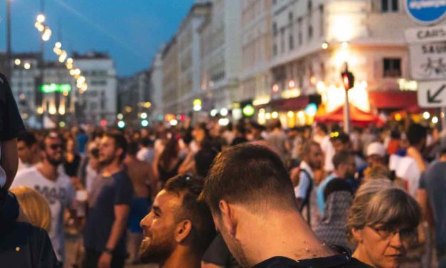 1. Nacht ohne Ausgangssperre ruhig, Zwischenfälle nur in Sevilla