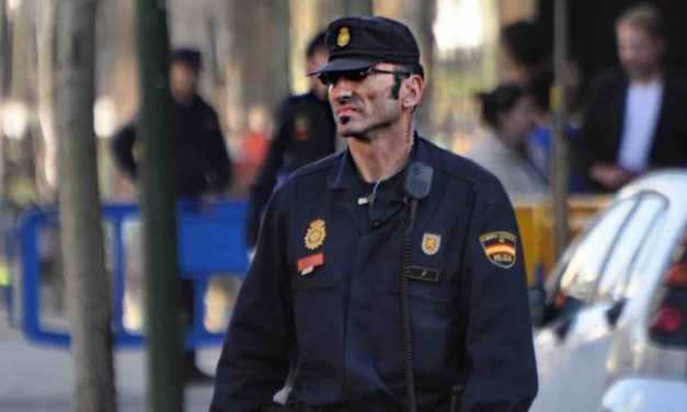 Mann tötet Ehefrau in Rincón de la Victoria und verbrennt ihre Leiche