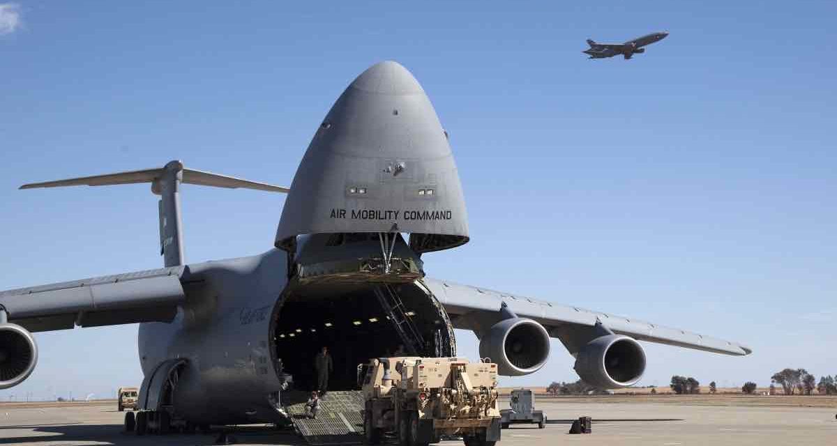 Ein neuer US-Flug mit 200 Evakuierten aus Afghanistan trifft in Rota ein