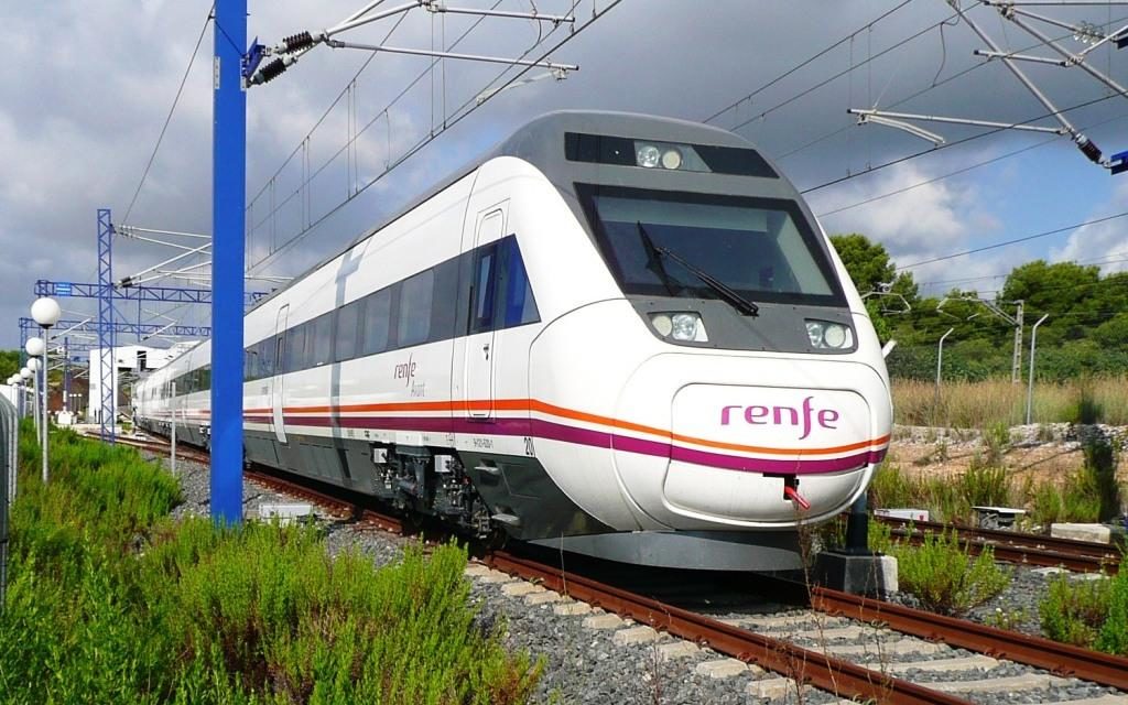 Direktzug zwischen Málaga und Granada