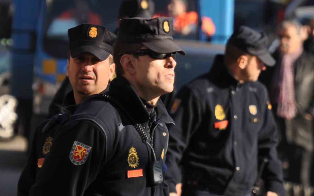 Selbstmord nach Messerattacke auf seine Partnerin