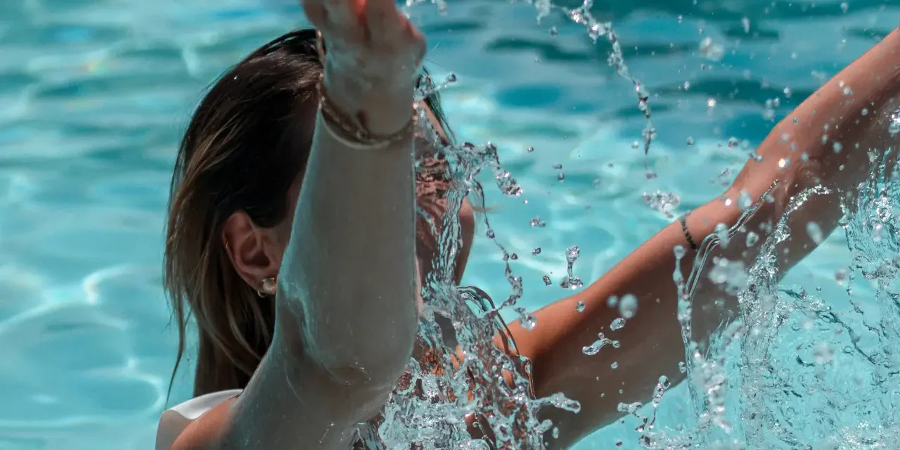 Wassermangel: Nutzung von Gemeinschafts- und Privatpools