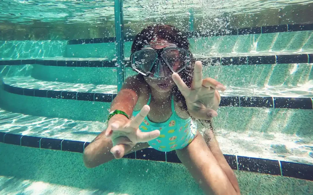 Grünes Licht für private Pools: Andalusische Landesregierung lockert Wasserregulierungen in Málaga