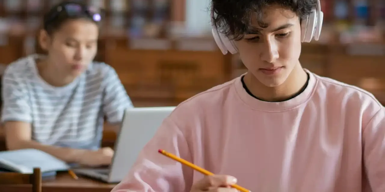 PEvAU: Fast 97 % der Schüler bestehen die Aufnahmeprüfung