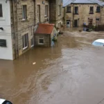 Ausnahmezustand durch Tief Leonardo: Heftiger Dauerregen, Evakuierungen und steigende Pegel in Andalusien