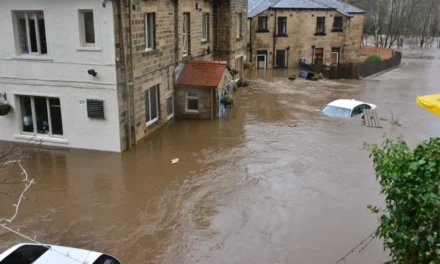 Ausnahmezustand durch Tief Leonardo: Heftiger Dauerregen, Evakuierungen und steigende Pegel in Andalusien