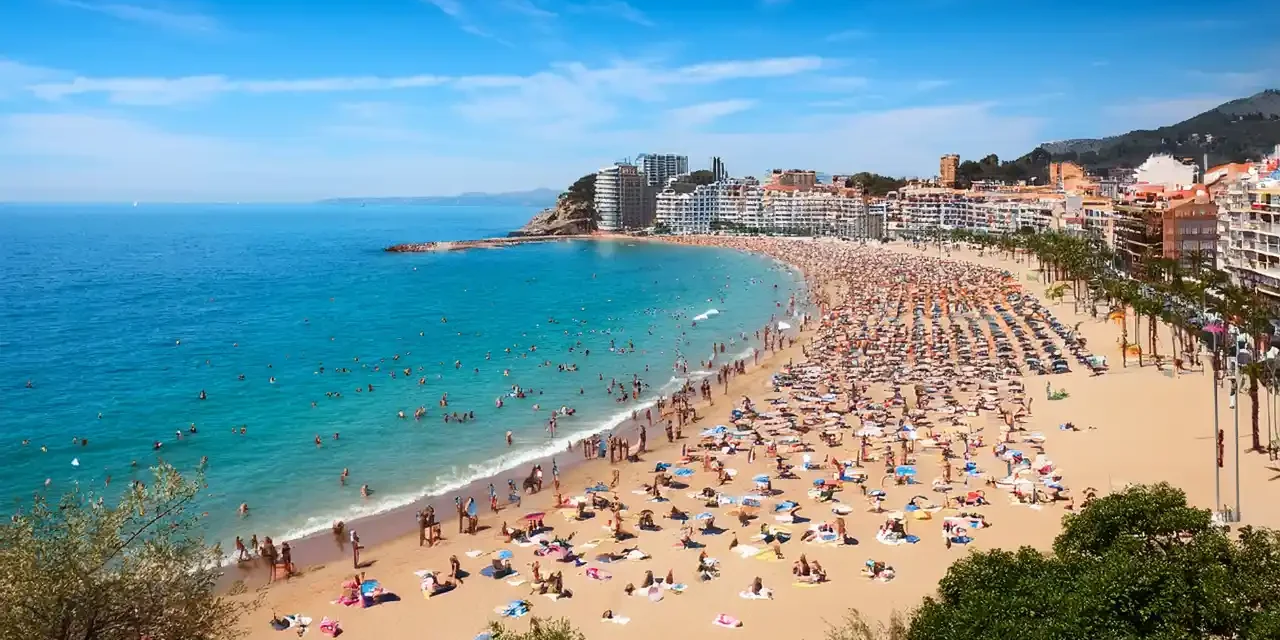 Immobilienkrise & Massentourismus: Proteste in Spanien